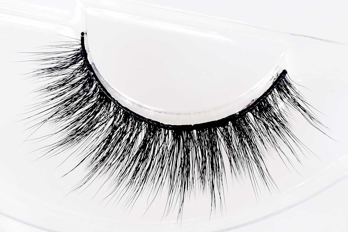 Kaursmetics Kaur Lashes